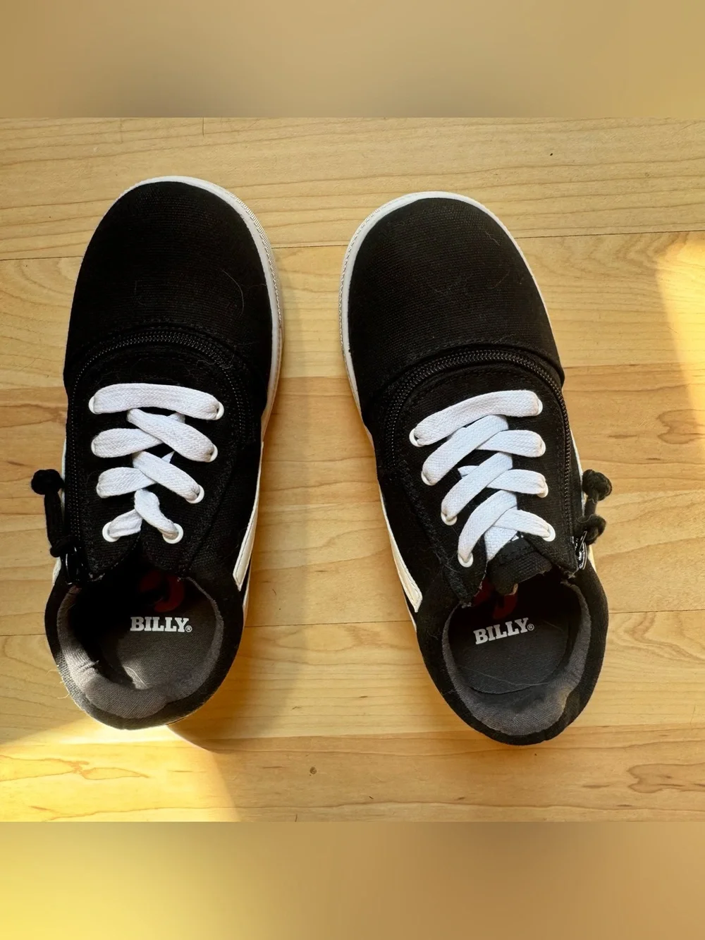 Billy Footwear classic black